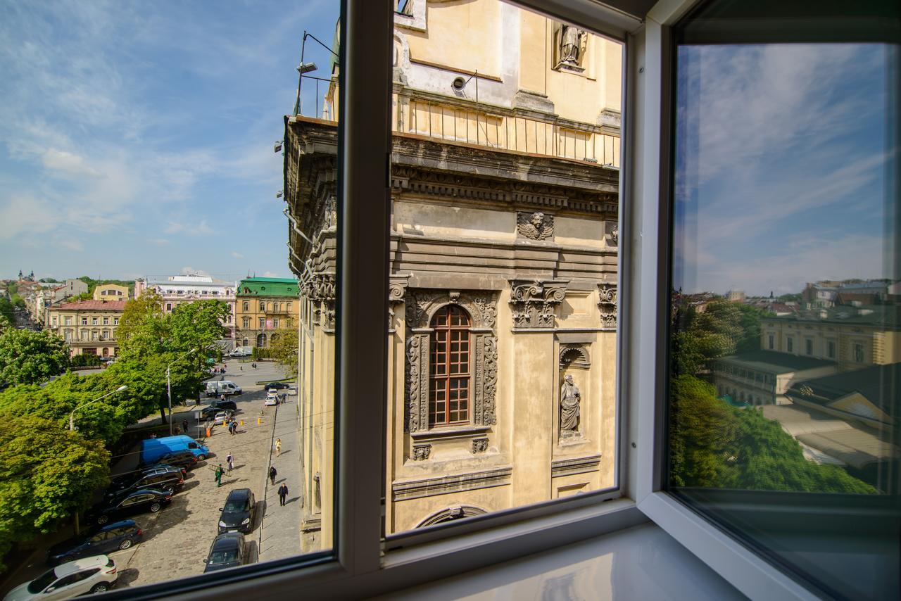 Premium Hostel Lviv Exterior photo